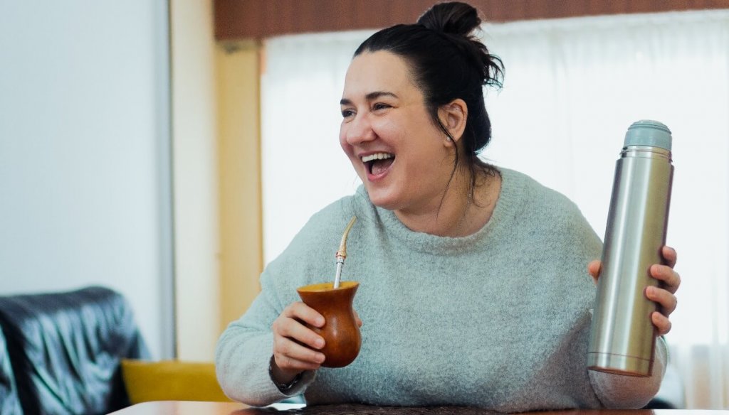 Los beneficios de tomar mate: un estudio científico afirma que “contribuye a una mejor salud ósea”